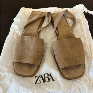 Zara Beige Suede Slide Sandals